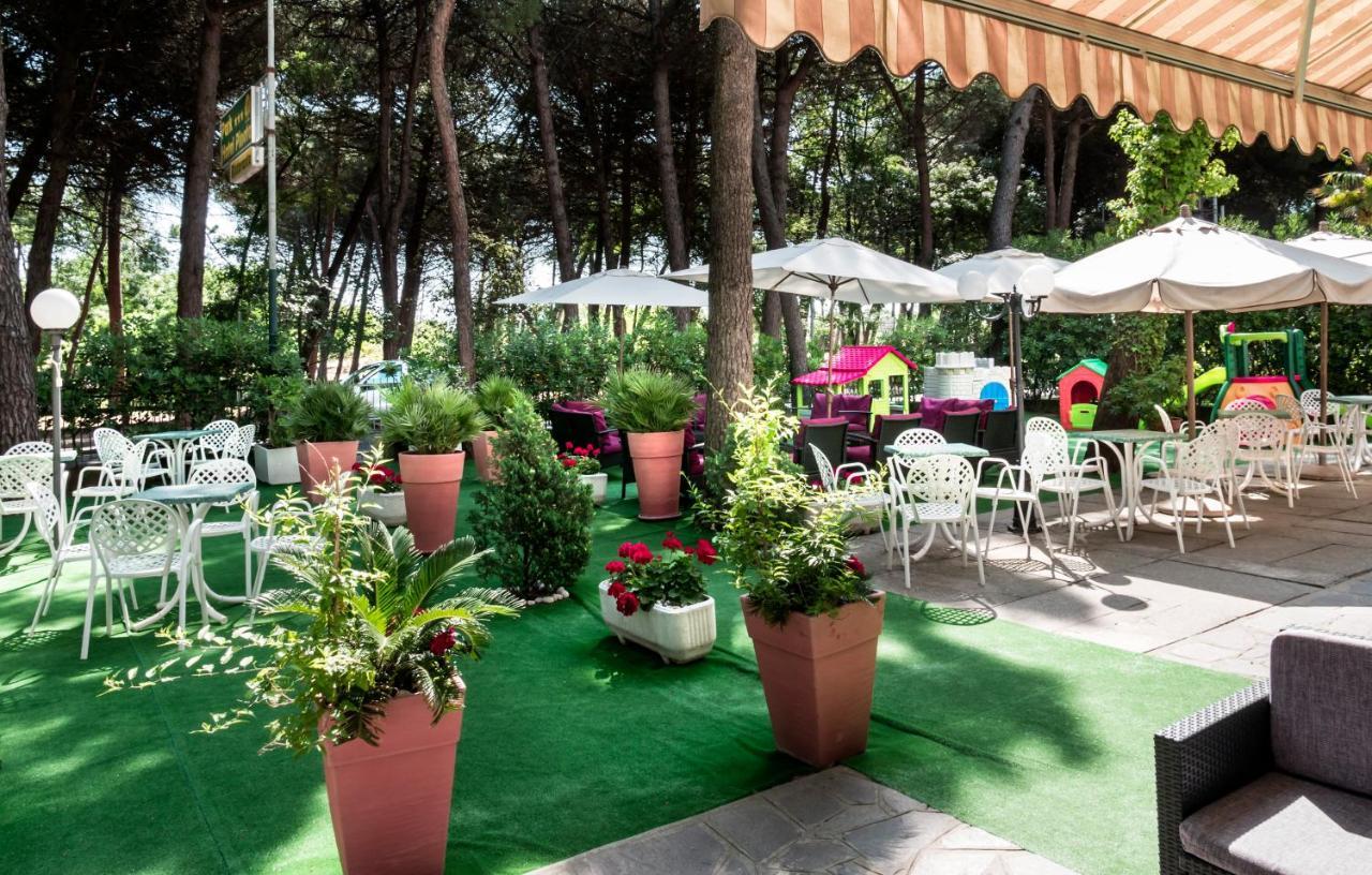 Park Hotel Pineta Cervia Esterno foto